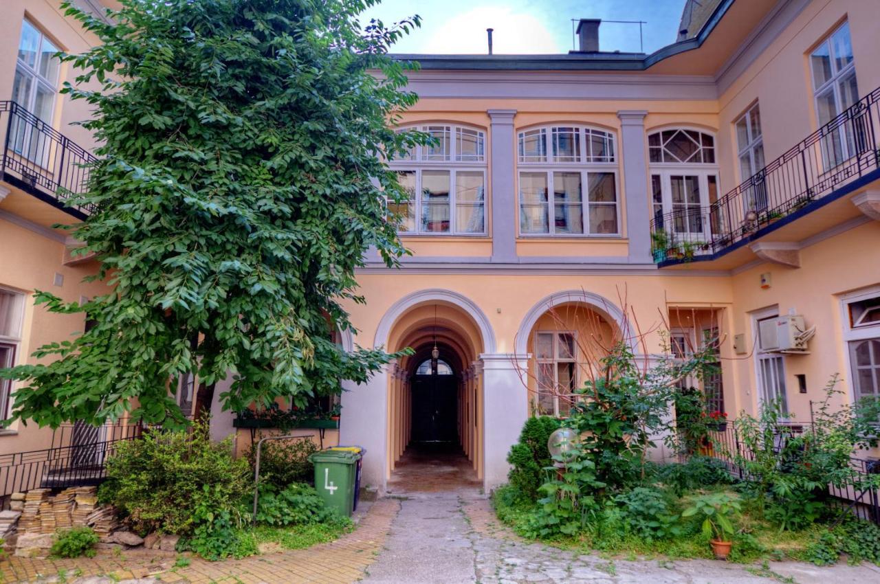 Gellerico Rooms At Horanszky Street Budapest Exterior foto